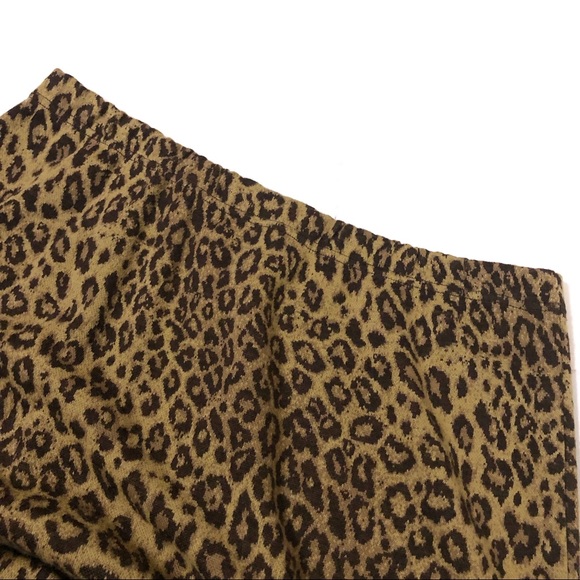 SOLD! LENNIE FOR NINA LEONARD Knit Skirt Leopard - Picture 5 of 6